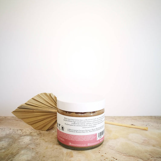 Gommage végan au sucre visage et corps The Rose Garden. Rose musquée et fleurs blanches. 285g.