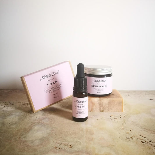 Kit rituel du soir Bloom petit format. Rose géranium et Patchouli.