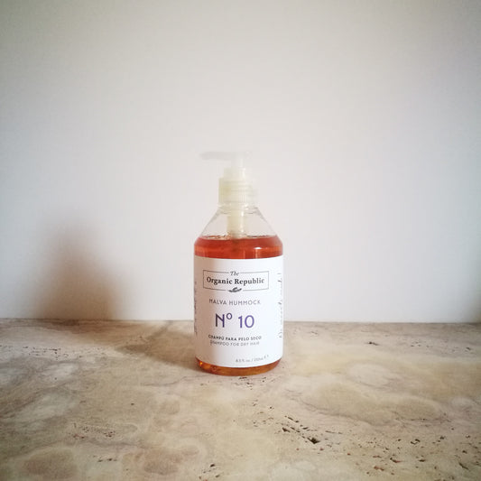 Shampoing pour cheveux secs Malva Hummock. Mauve et Ylang-Ylang.